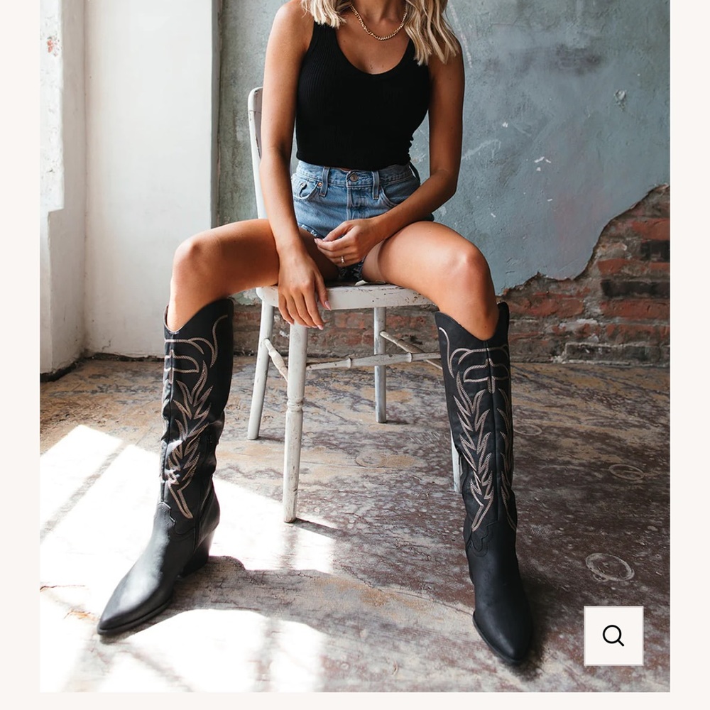 Postie Western Black Boots Size 9 NWT